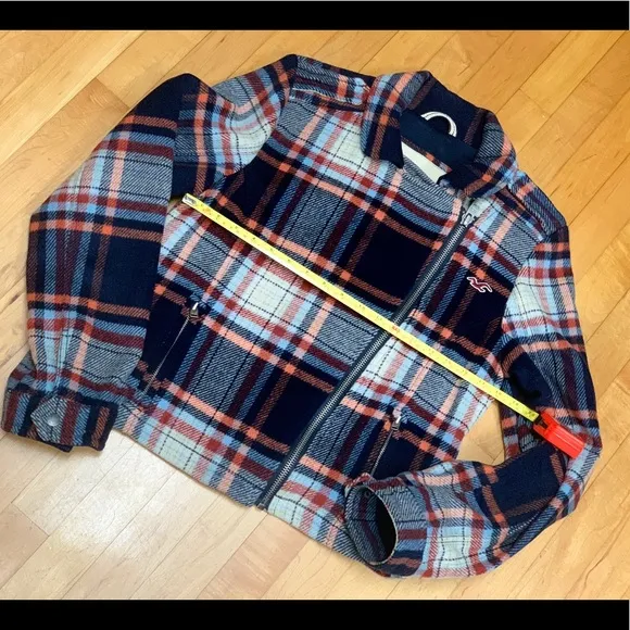 🧥 HOLLÍSTER WOOL PLAID JACKET
