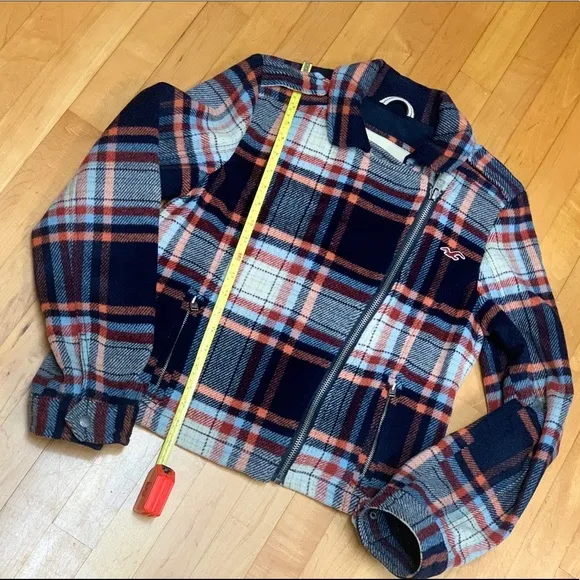 🧥 HOLLÍSTER WOOL PLAID JACKET