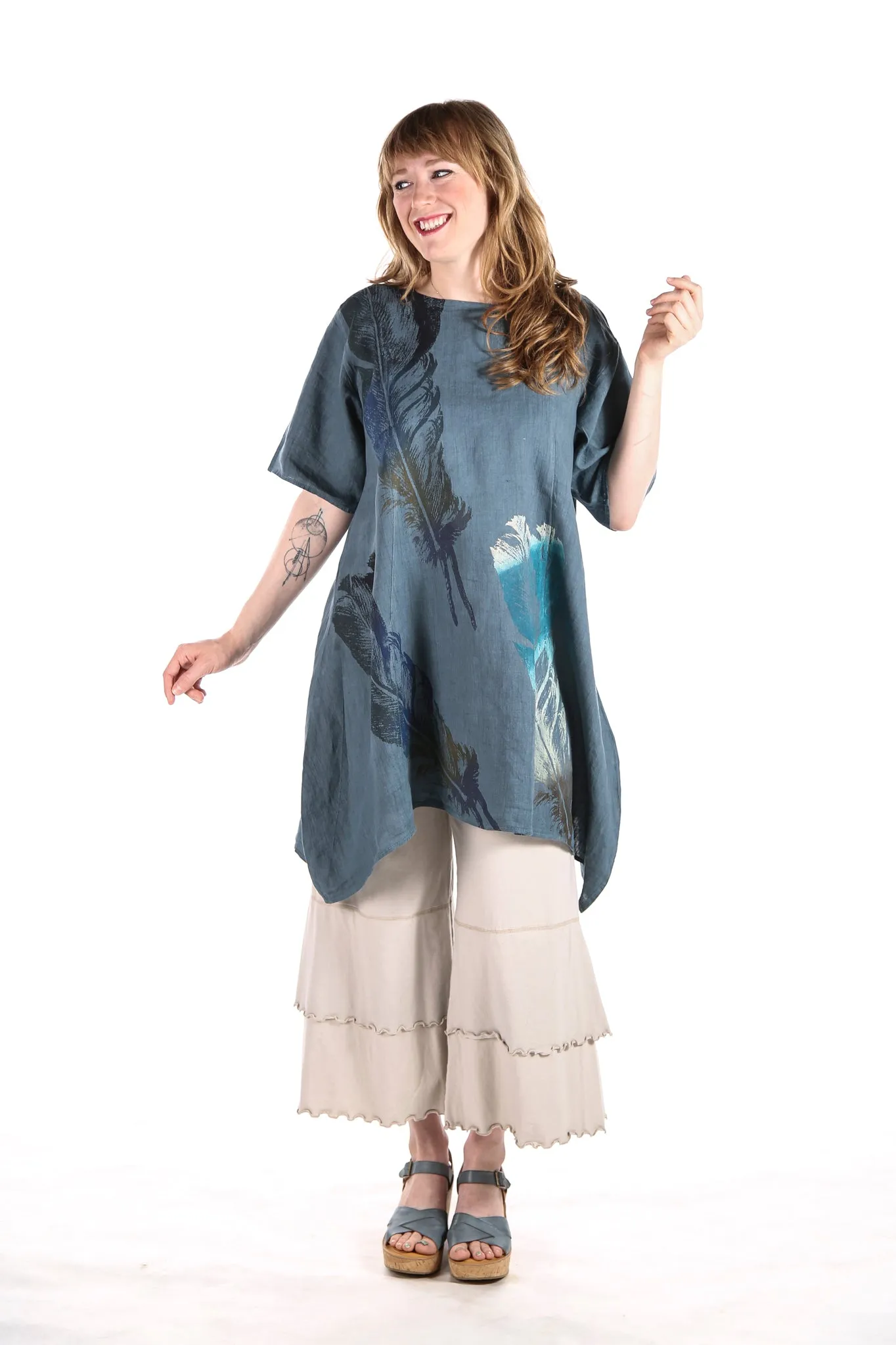 3239 Wide Crop Petaloon Pearl Unprinted
