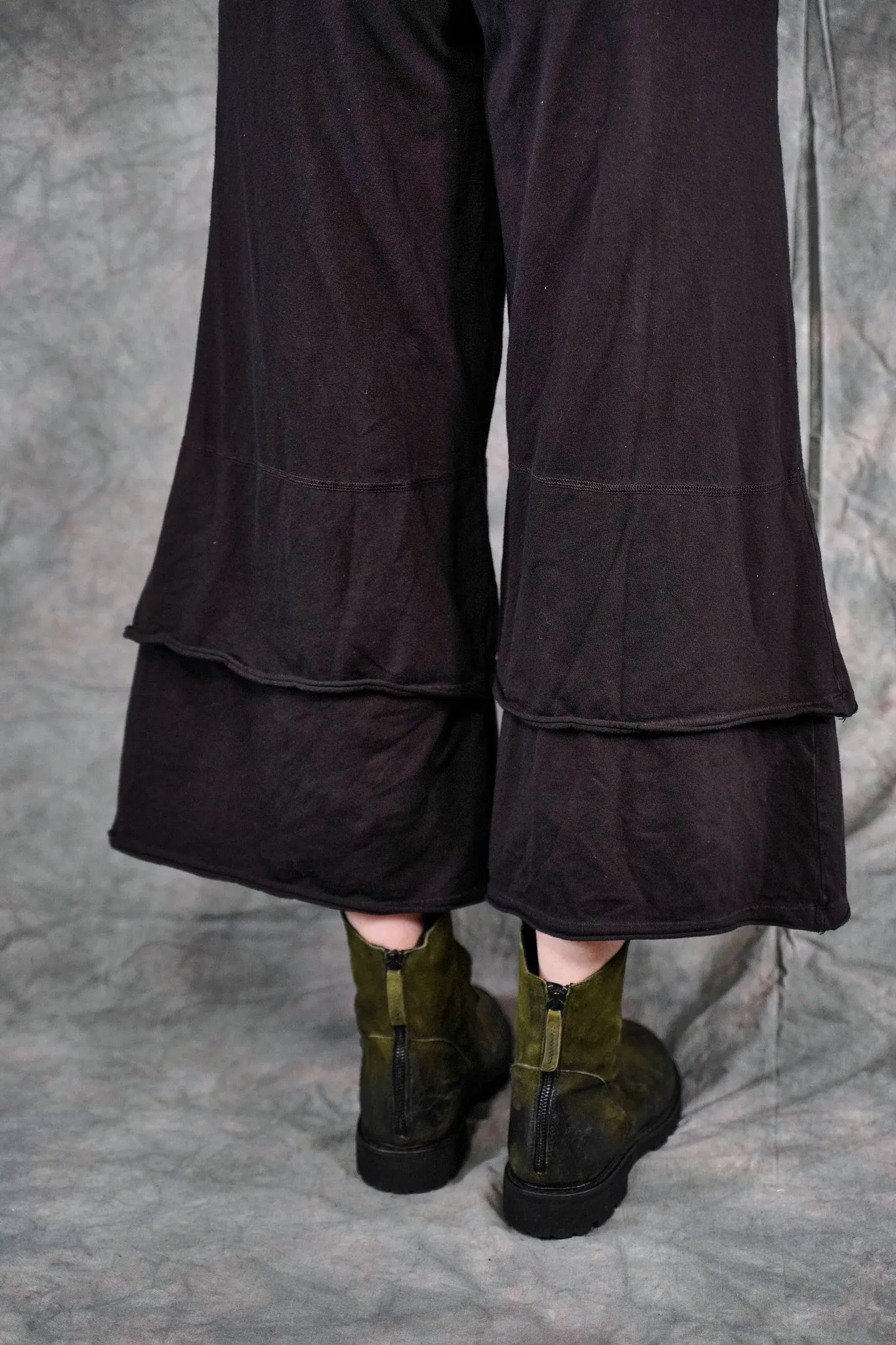 3239 Wide Petaloon Francesca Black-U