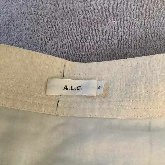 A.L.C. Linen &amp; Silk Ruffle Wrap Mini Skirt. Size 0.