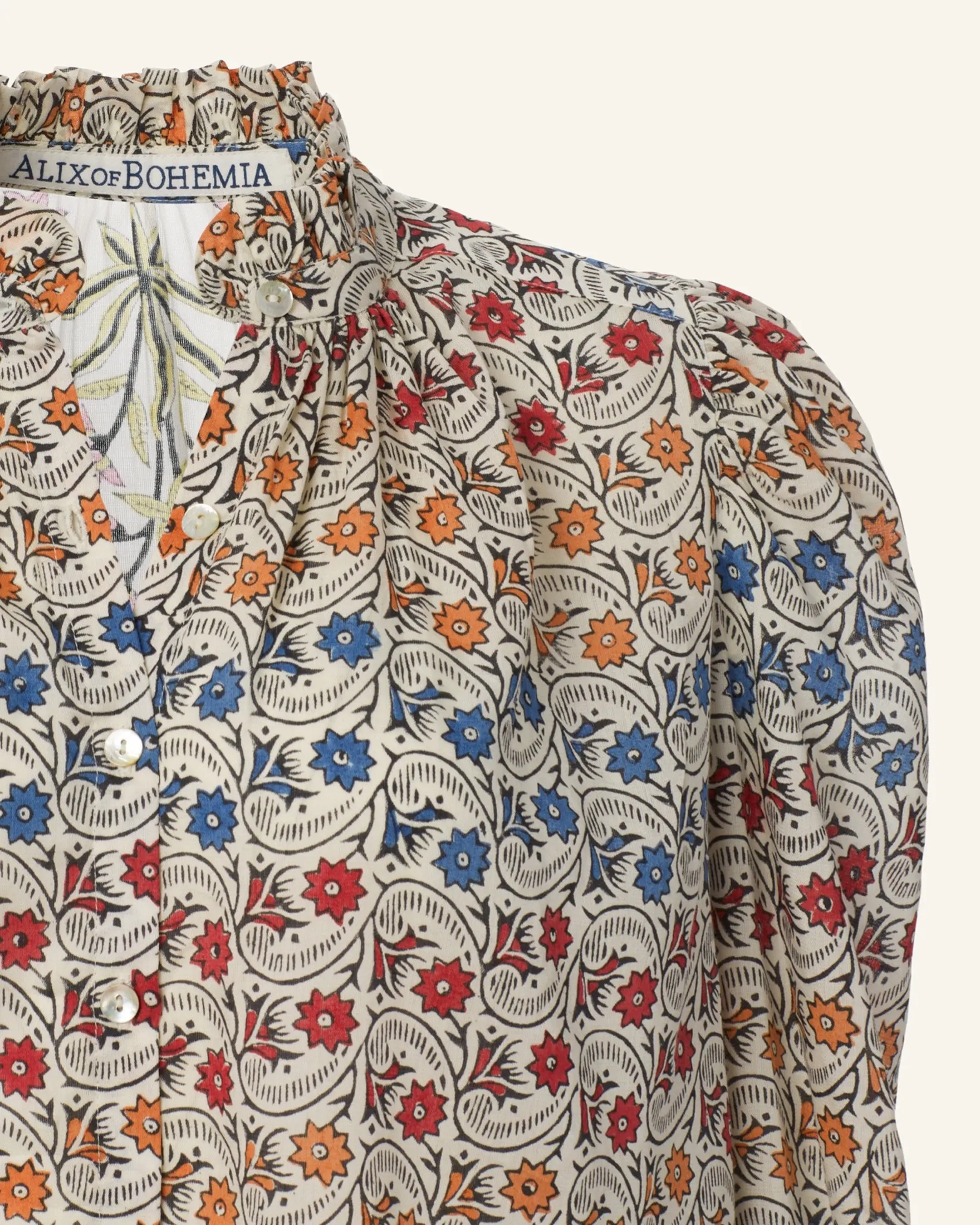 Annabel Wavy Daisy Shirt