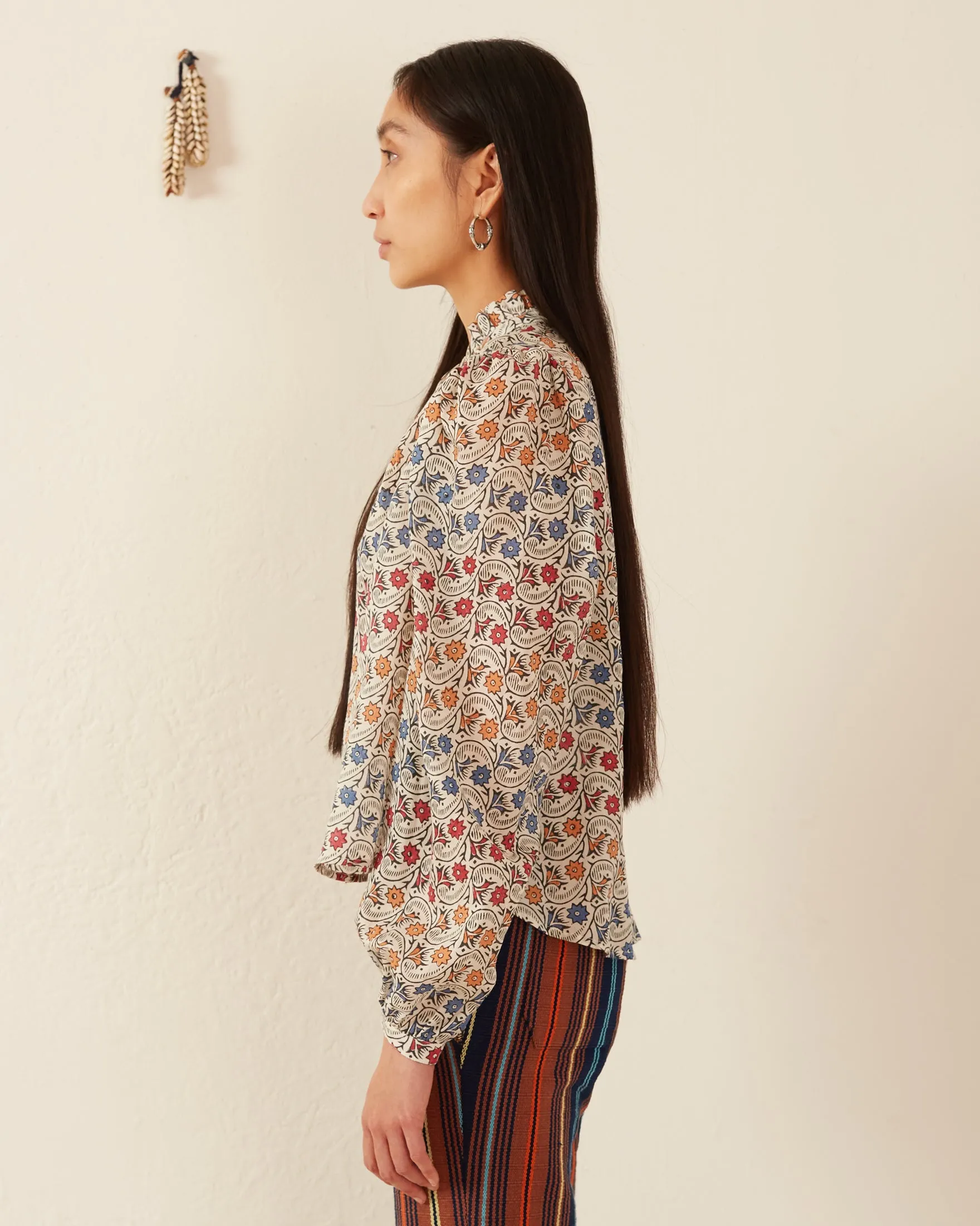 Annabel Wavy Daisy Shirt