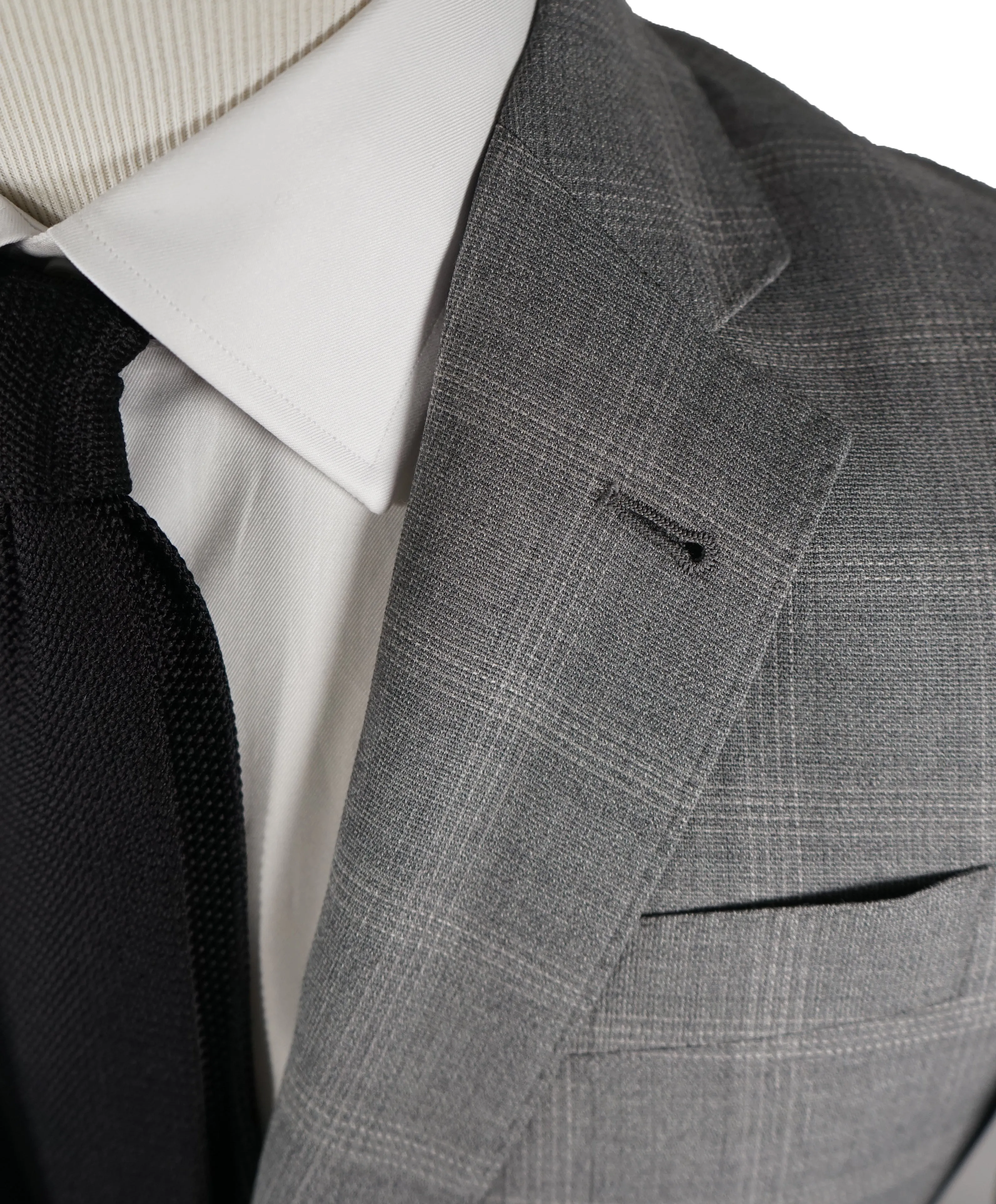 ARMANI COLLEZIONI - Textured Gray Plaid Check “G Line” Wool Suit - 36R