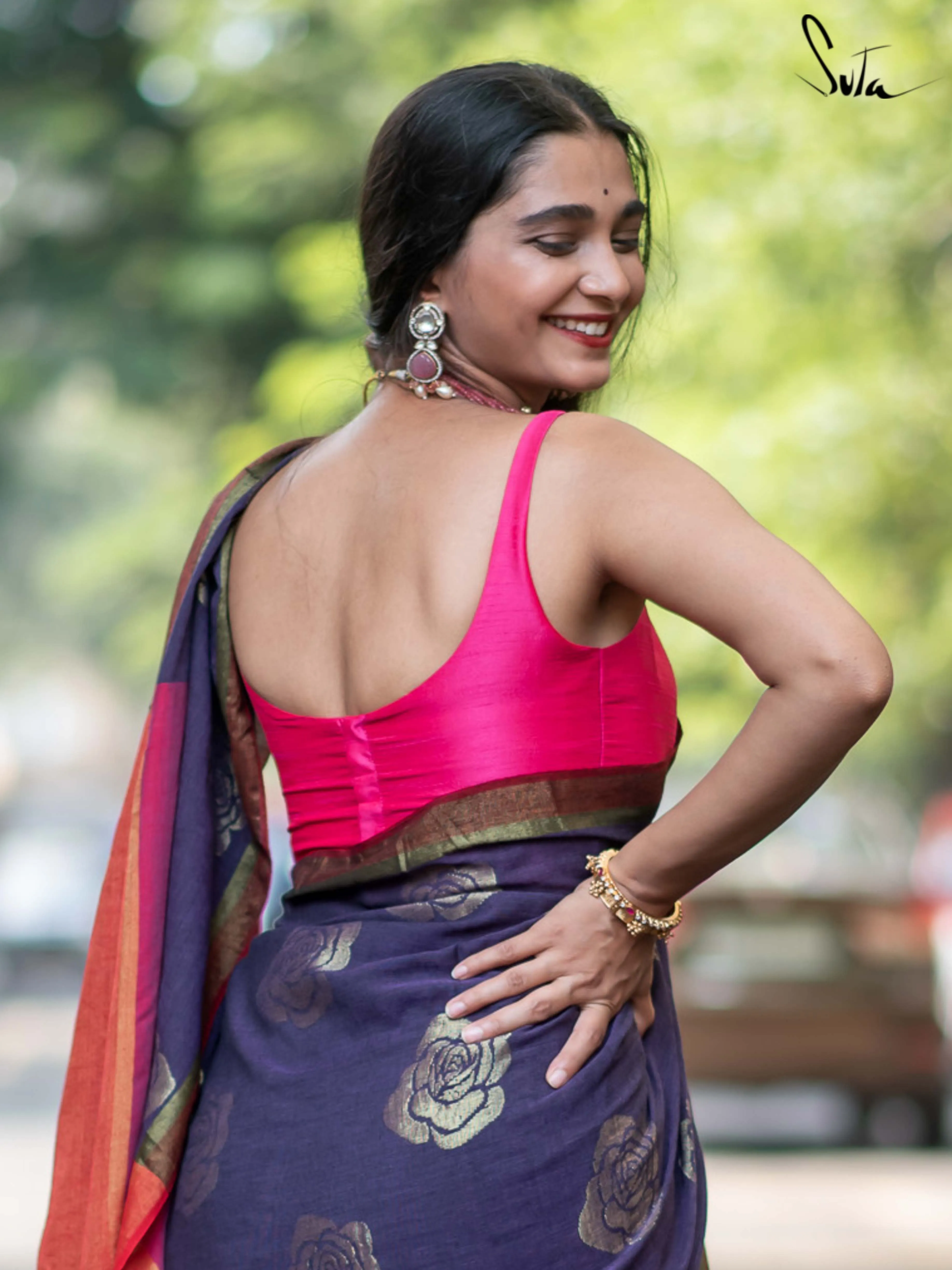 Basic Gulabi