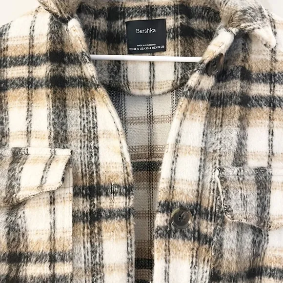 BERSHKA Shacket Flannel Plaid Camel Black wool button down women size XS