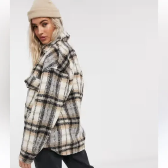 BERSHKA Shacket Flannel Plaid Camel Black wool button down women size XS