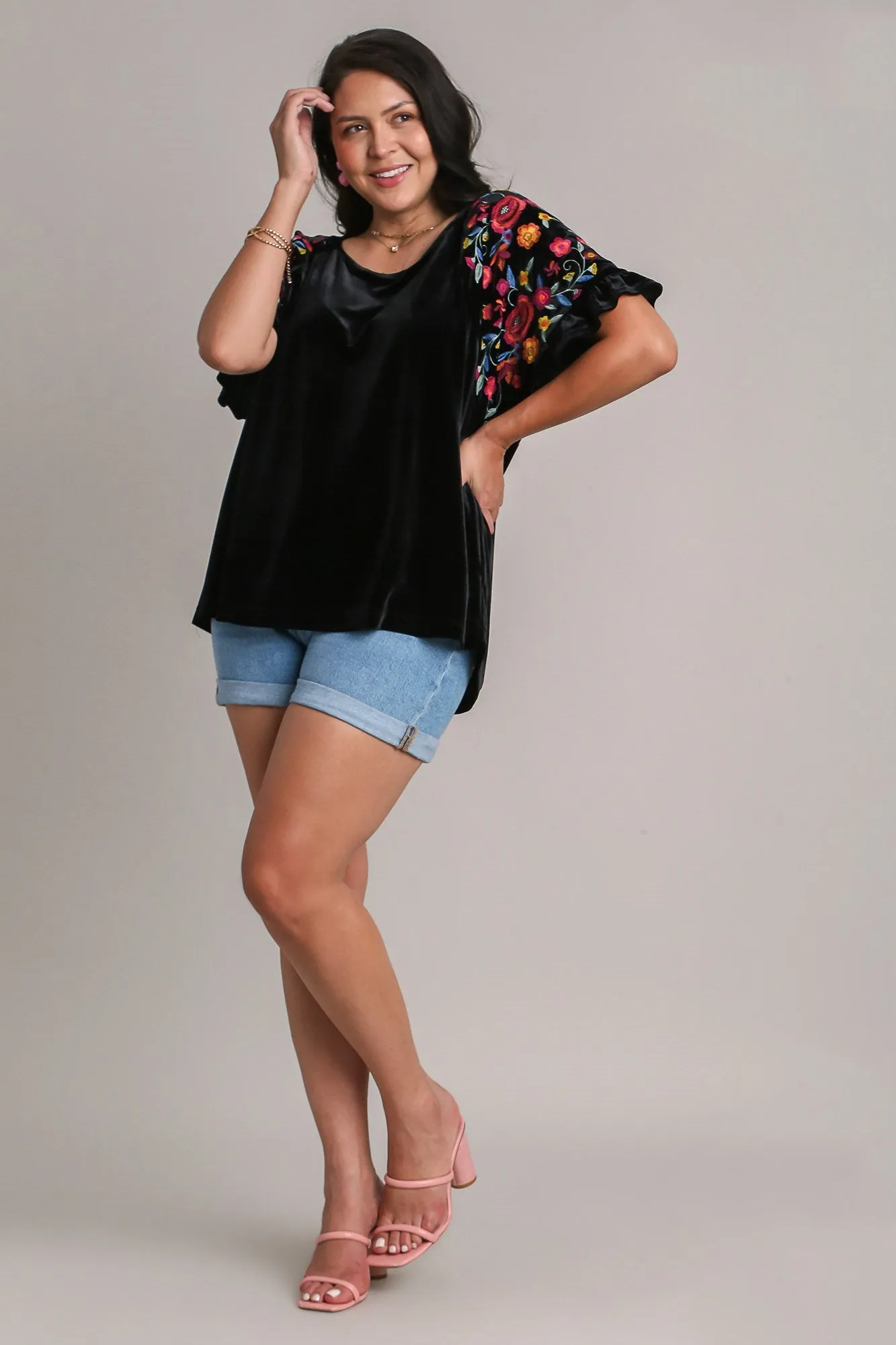 Black Velvet Embroidery Short Sleeve Blouse