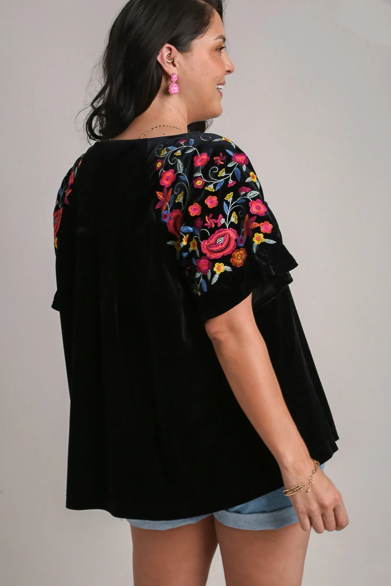 Black Velvet Embroidery Short Sleeve Blouse