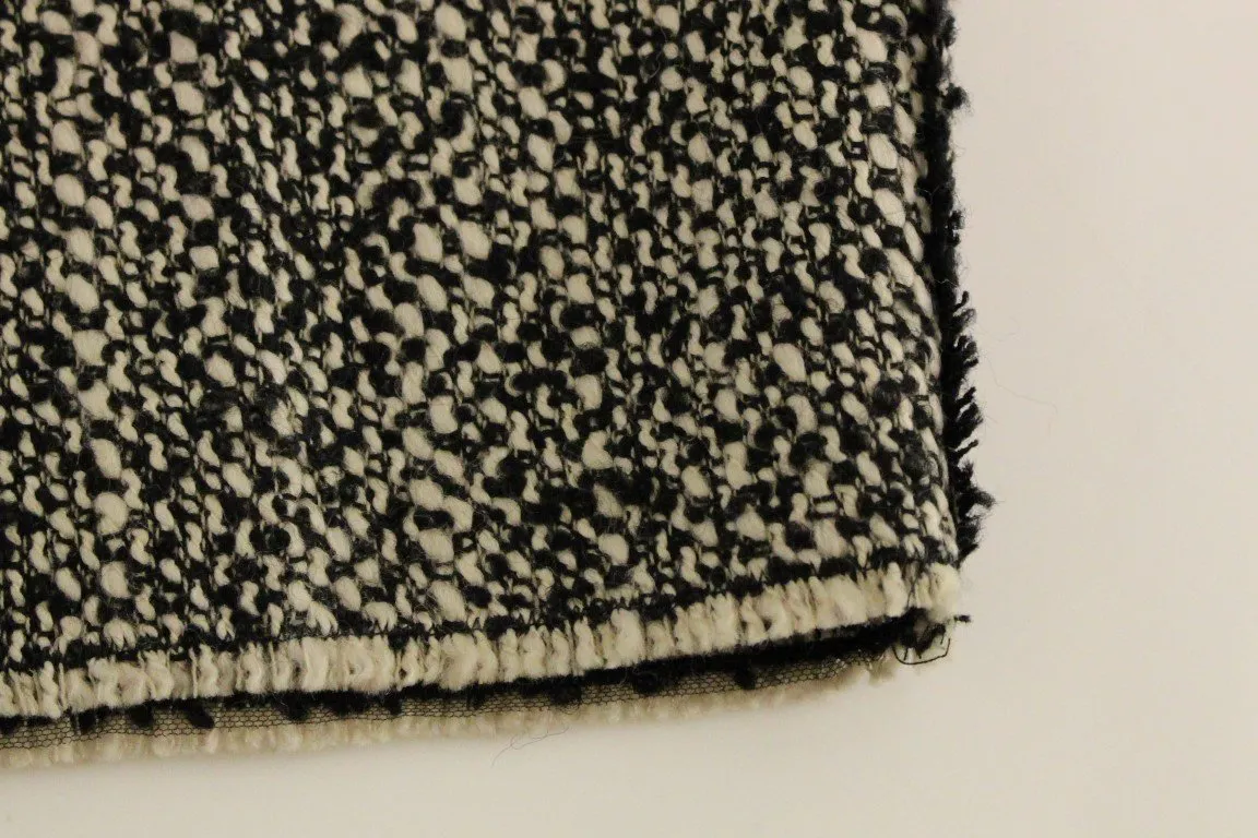 Black white wool shorts pants