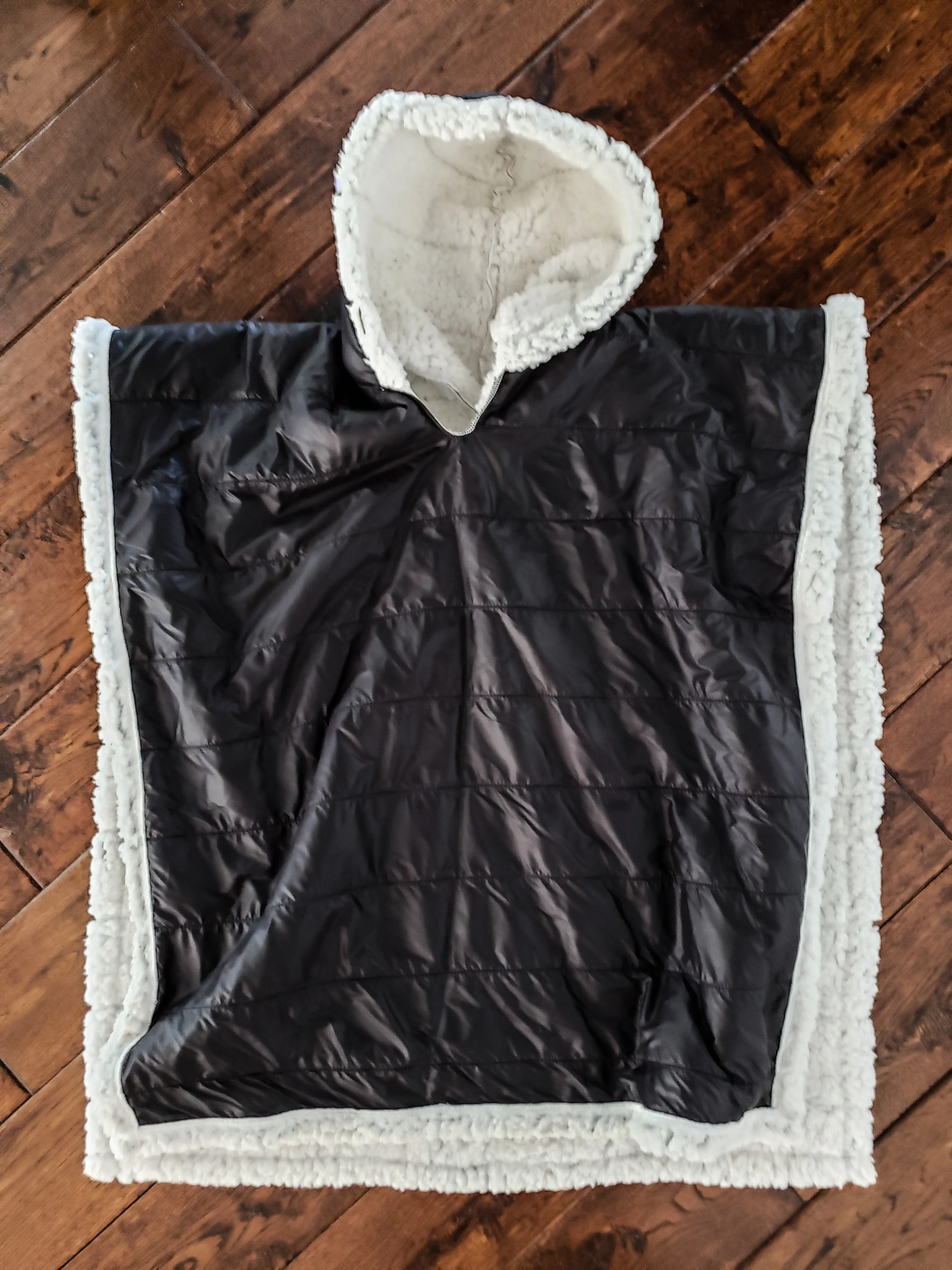 Car Seat Poncho - Car Crash Tested and CPSC Compliant - Black Sherpa