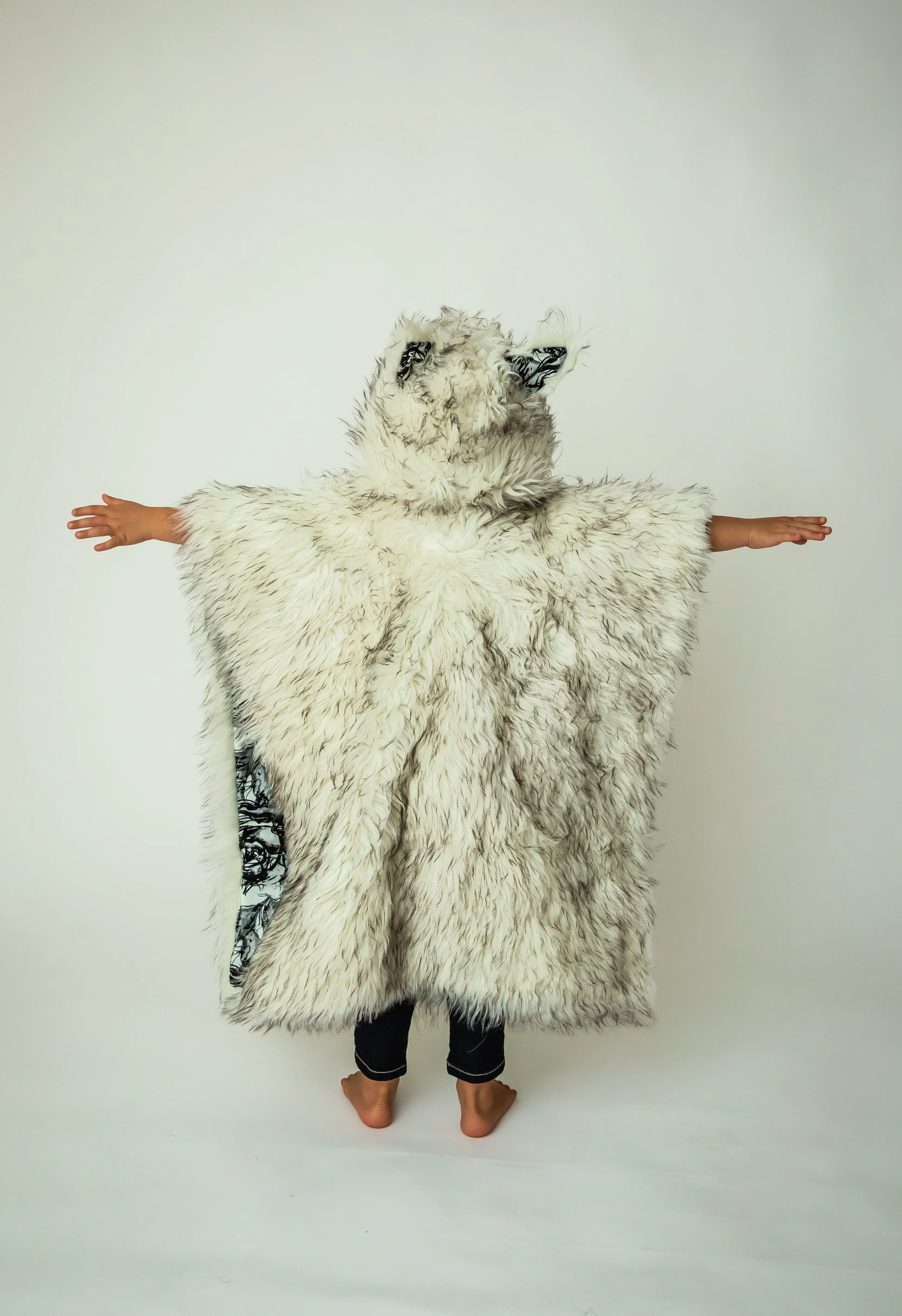 Car Seat Poncho Faux Fur and Flowers with Pocket