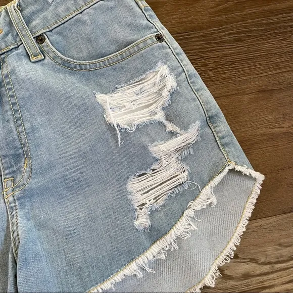 Carmar distressed denim shorts 25
