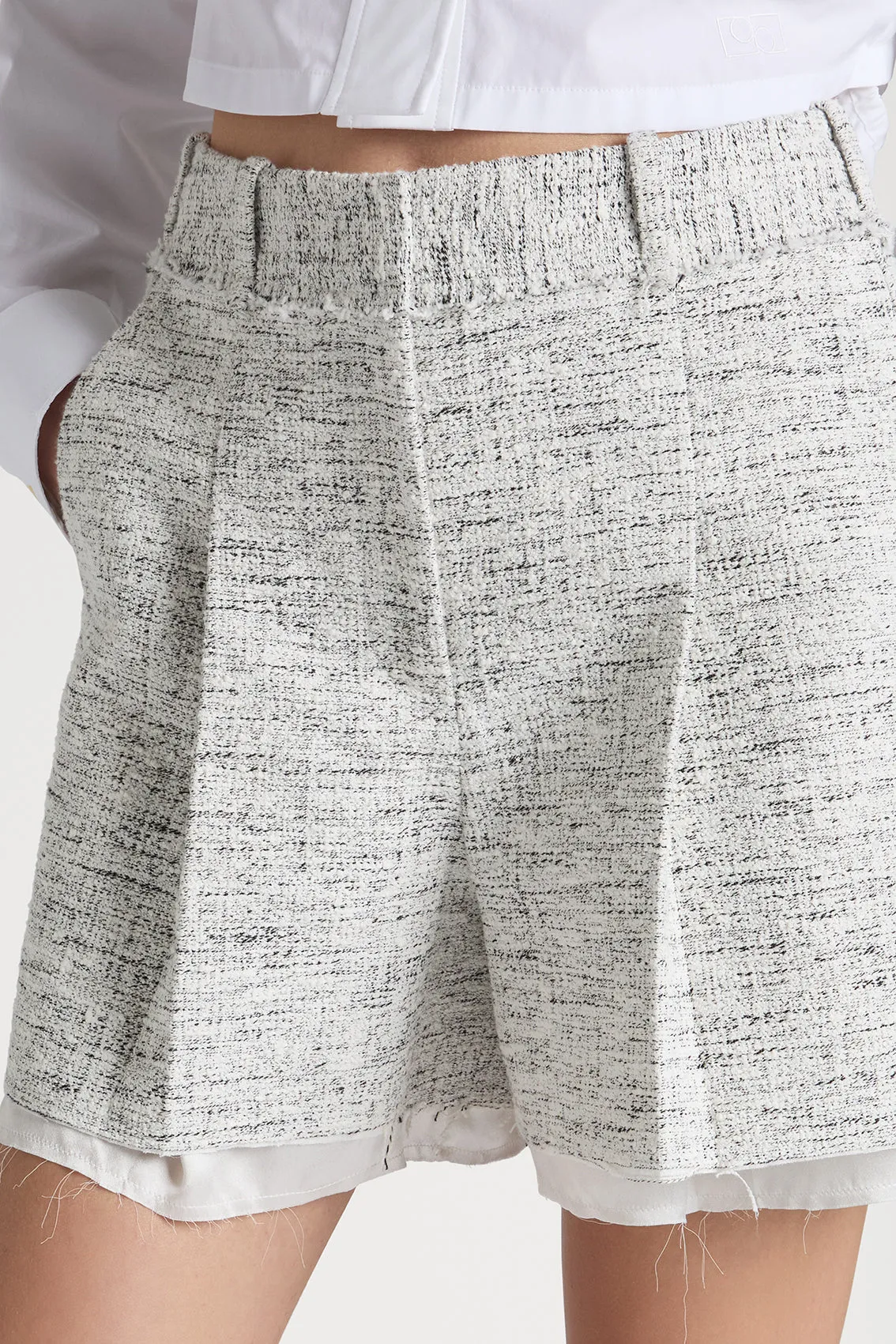 CHIC TRIMMED TWEED BERMUDA