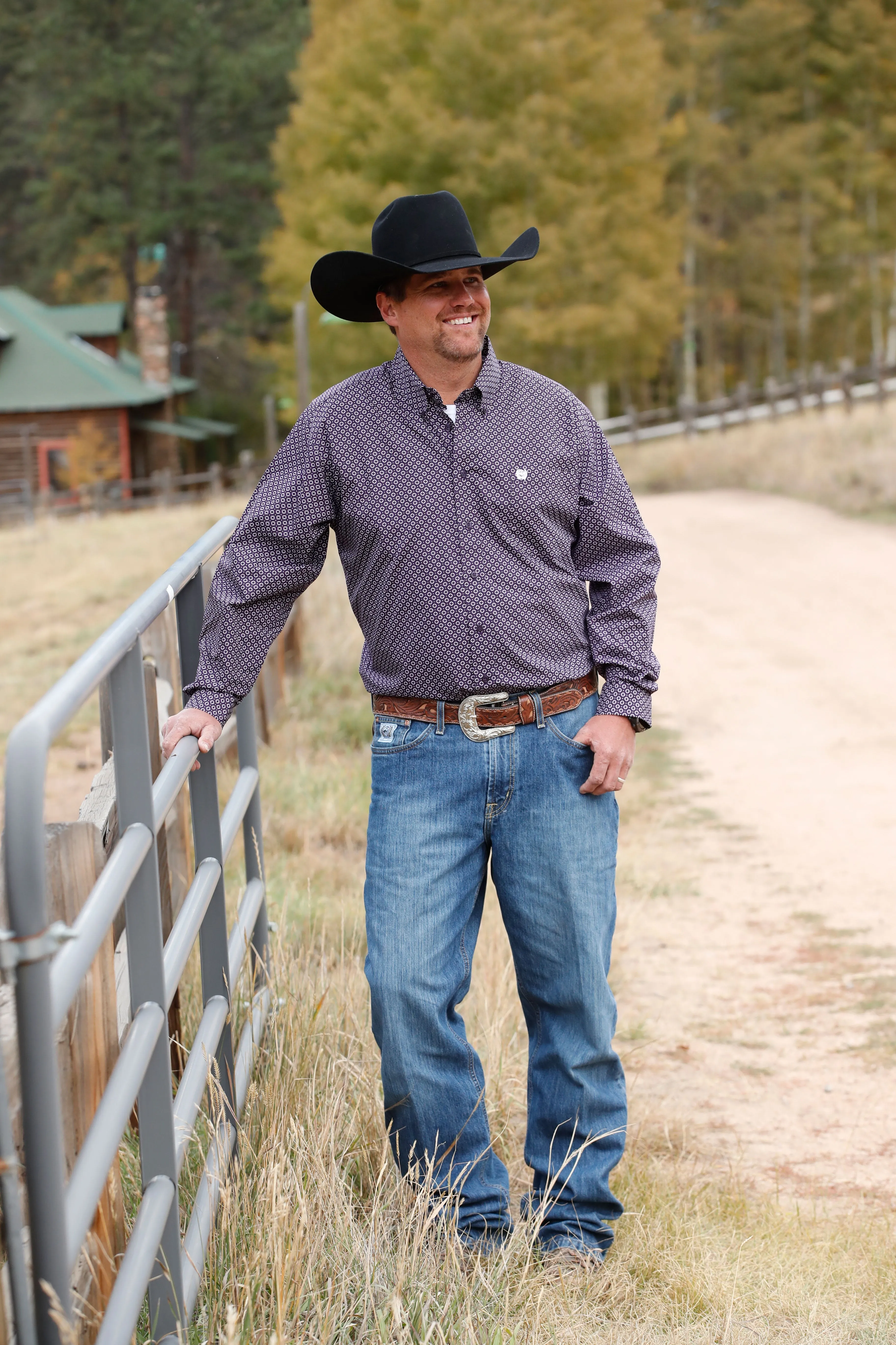 Cinch Men's Purple and White Geometric Button Down Western Shirt