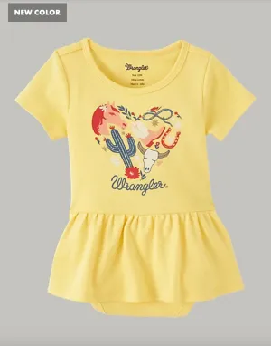 CL112346562 Baby Girl's S/S Onesie Wrangler Heart Decal