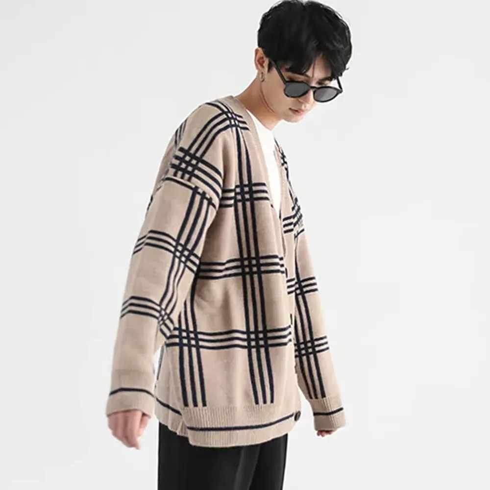 Classic Plaid Knit Cardigan