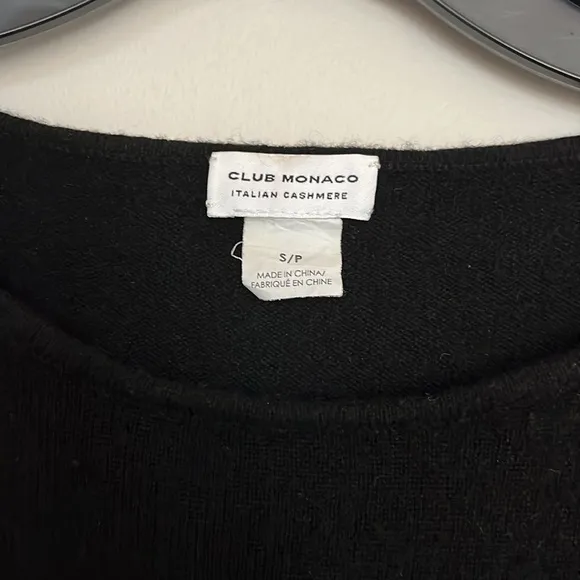 Club Monaco 100% cashmere Black Short ruffled sleeve sweater Size S