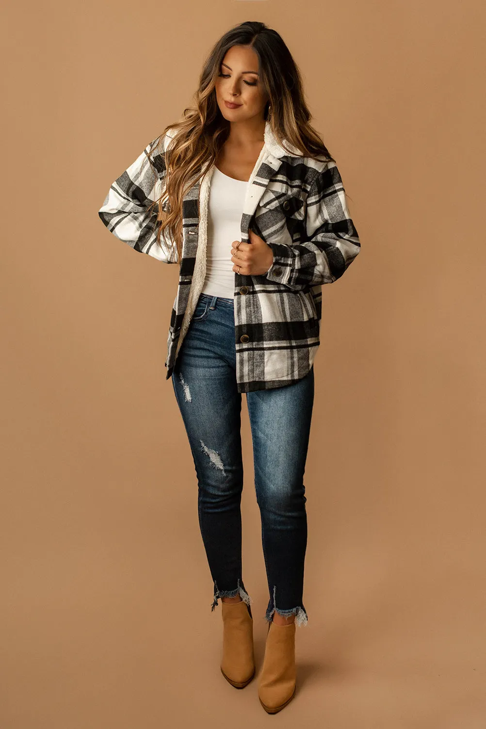 Conway Sherpa Lined Plaid Shacket (Black   White)