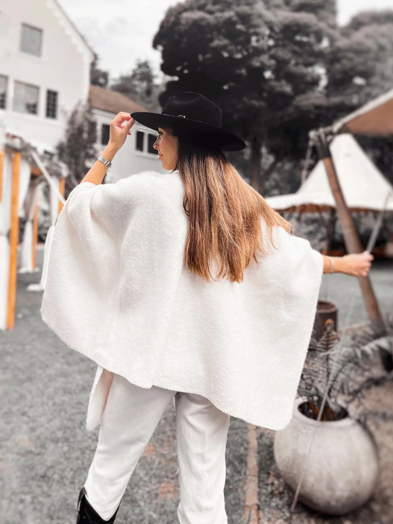 Dune Wool Poncho in Beige