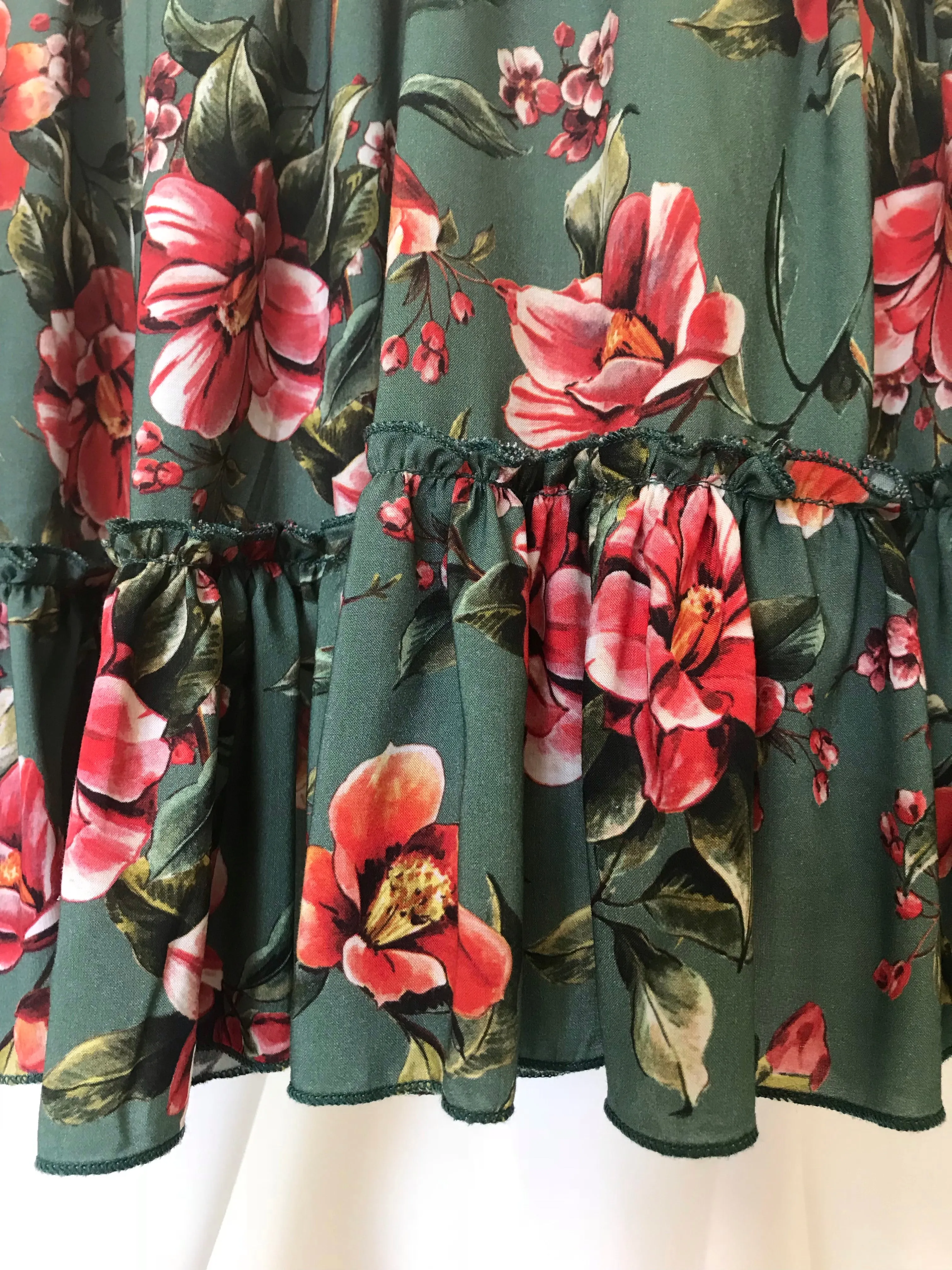 Floral print high neck short dress