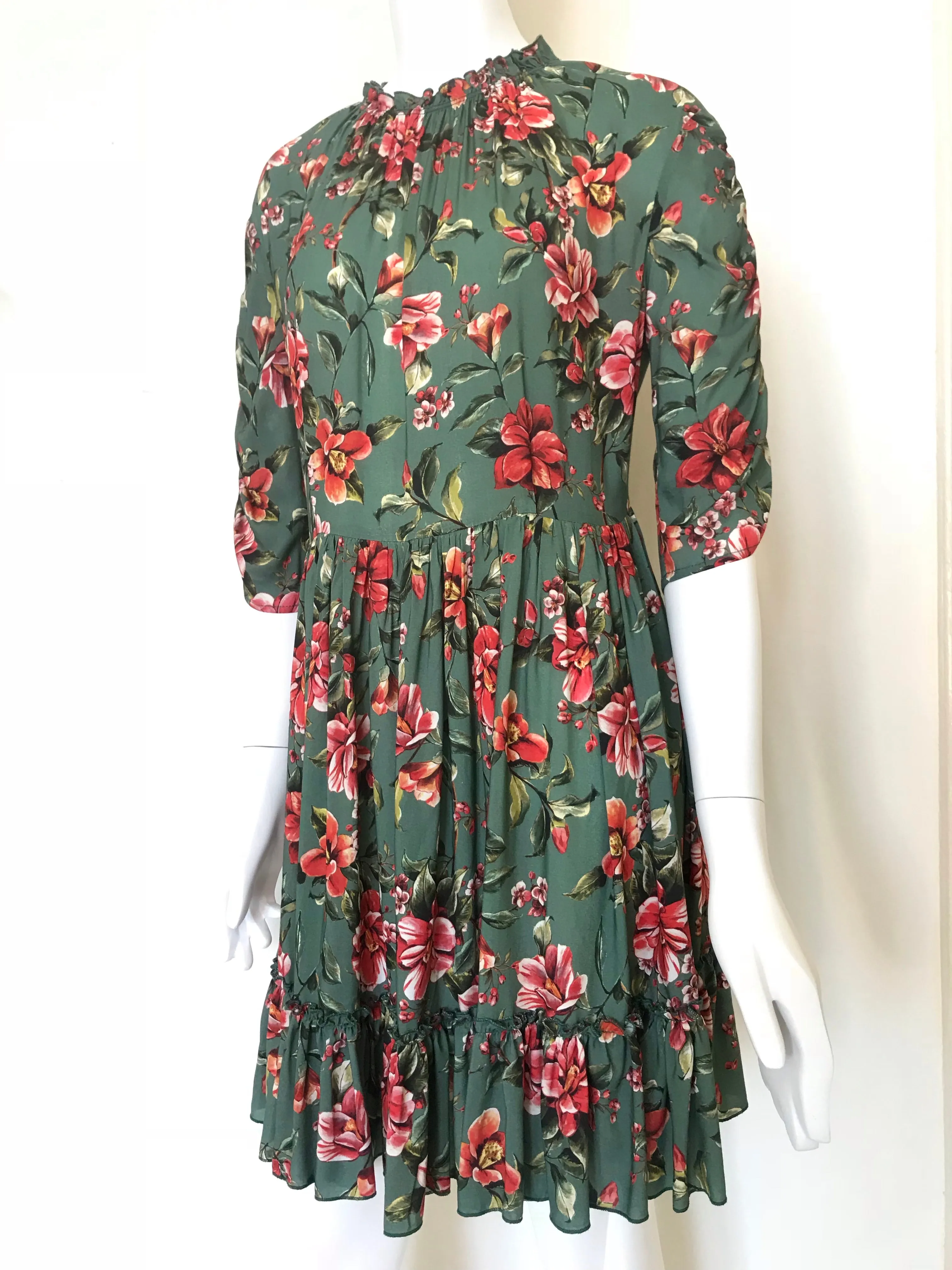 Floral print high neck short dress
