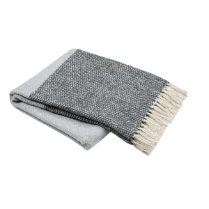 Geneve Plaid Throw  | 125x150 - Grey