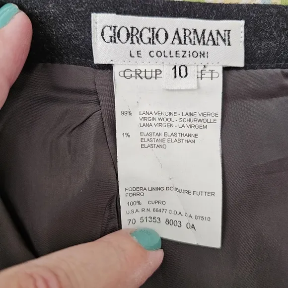 Giorgio Armani Collezioni gray plaid pencil skirt size 10 wool blend lined