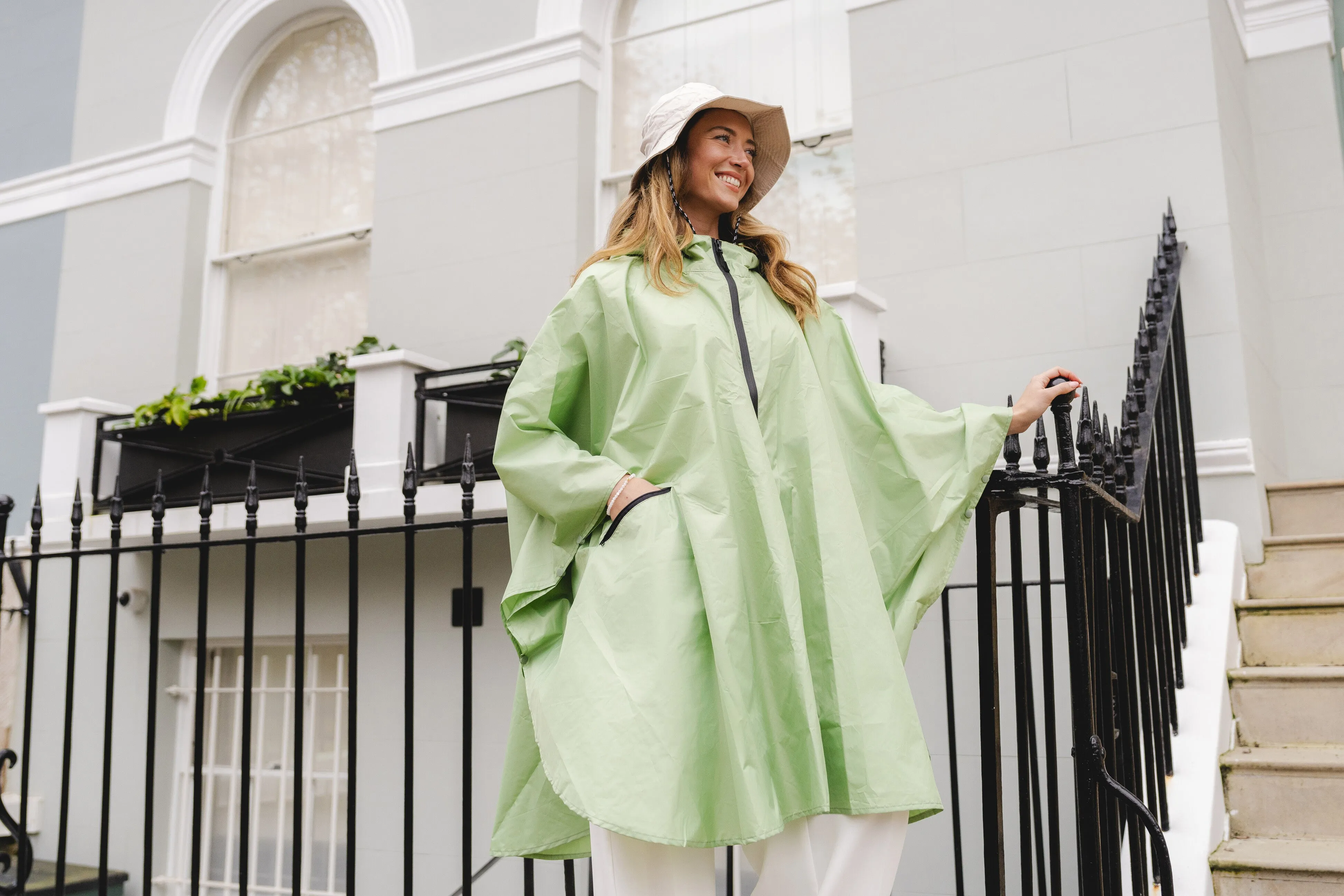 GREEN  RAIN PONCHO RAIN3