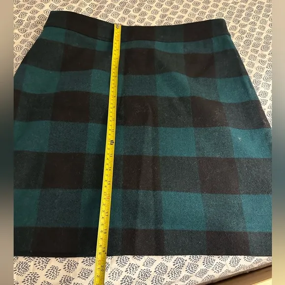 J-CREW BEAUTIFUL 🤩 PLAID PRINT WOOL BLEND WOMEN’S SKIRT SIZE 10 COLORS ANDBLACK