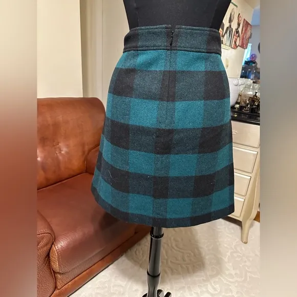 J-CREW BEAUTIFUL 🤩 PLAID PRINT WOOL BLEND WOMEN’S SKIRT SIZE 10 COLORS ANDBLACK