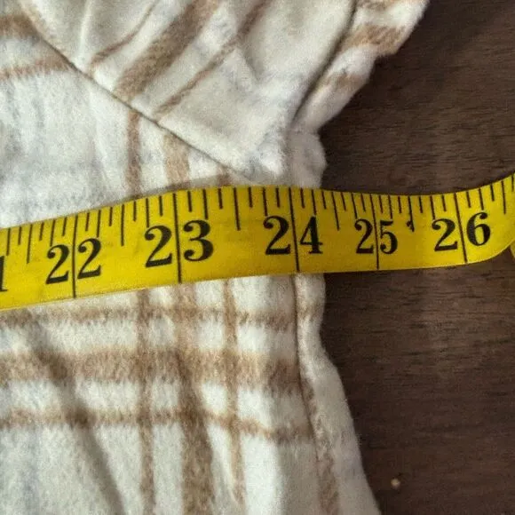 Jodifl Shacket‎ Womens Size 1X Ivory Tan Plaid Button Up Shirt Jacket Wool Blend