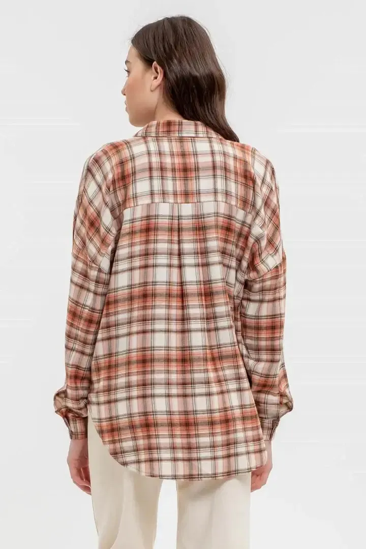 LONG SLEEVE BUTTON DOWN PLAID SHIRT