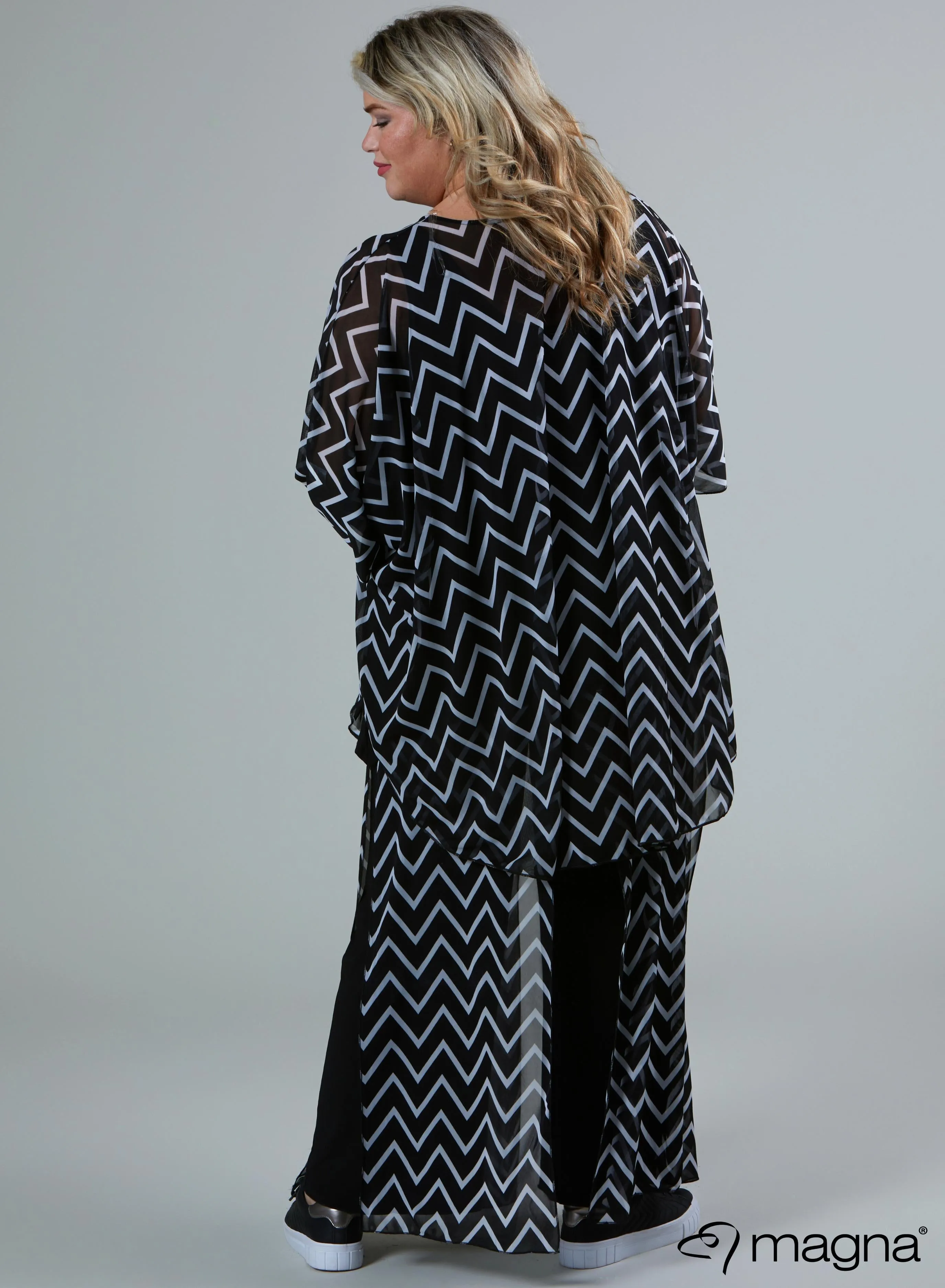 Magna Printed Chiffon Poncho Big Chevron