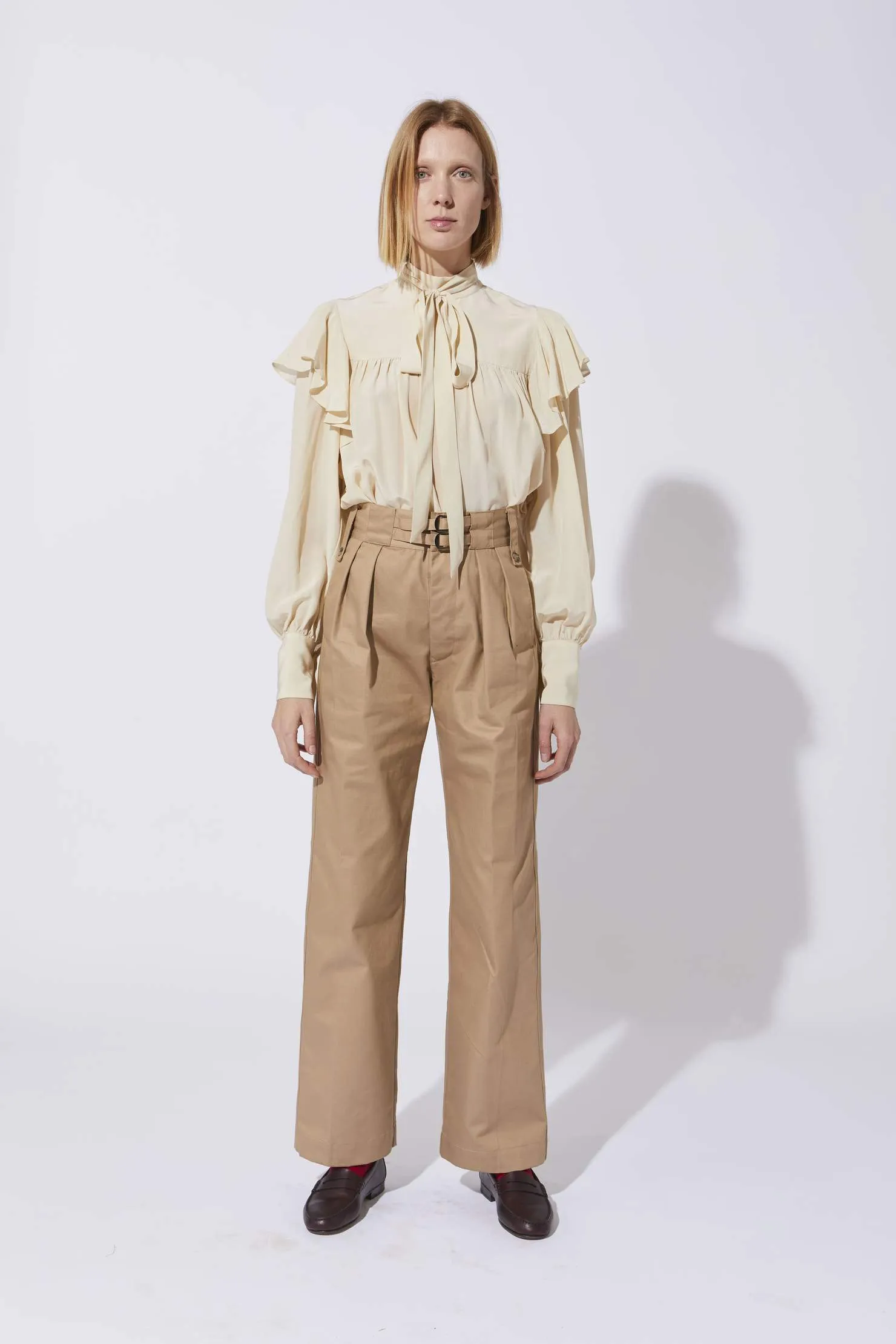 NUTS IVORY RUFFLE BLOUSE