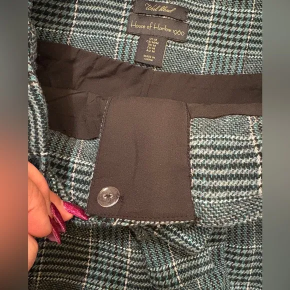 NWT House of Harlow 1960 Super High Waist Wool Belted Green Plaid Shorts Size M