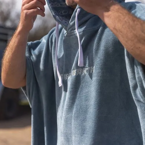 OE Mens Hooded Poncho Strike