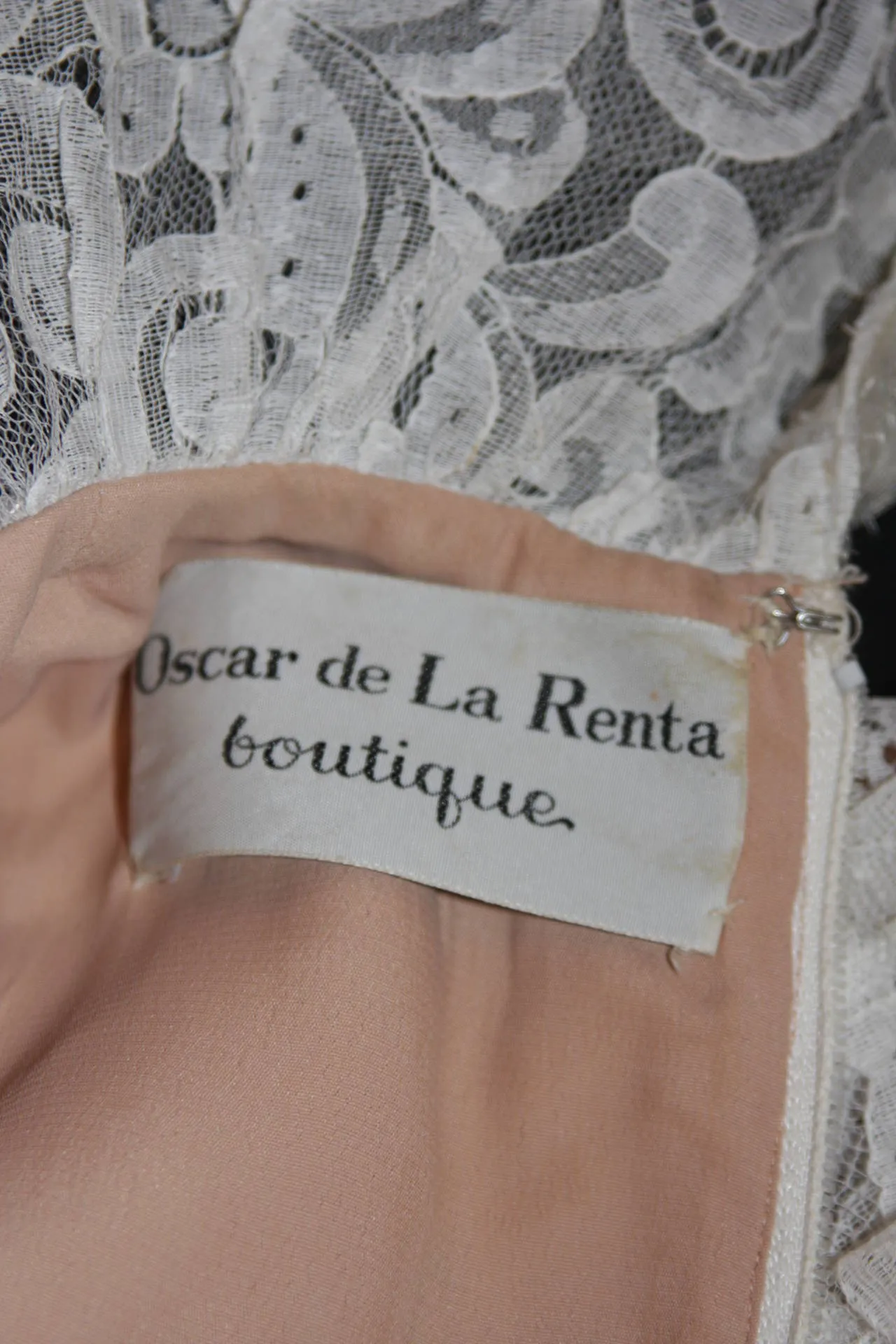 OSCAR DE LA RENTA Black and White Lace Gown Size Small