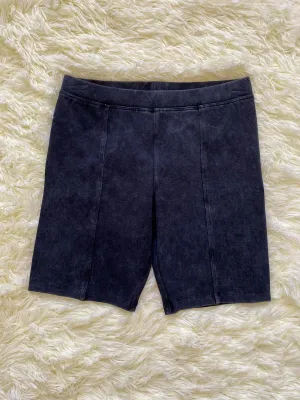 Paper Flower Optic Wash Black Biker Short - Black