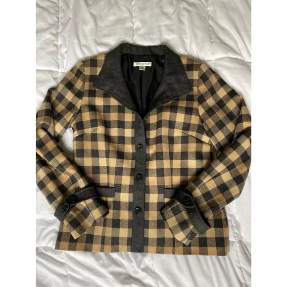 Pendleton 100% virgin wool grid plaid button up shacket Nwot size 6