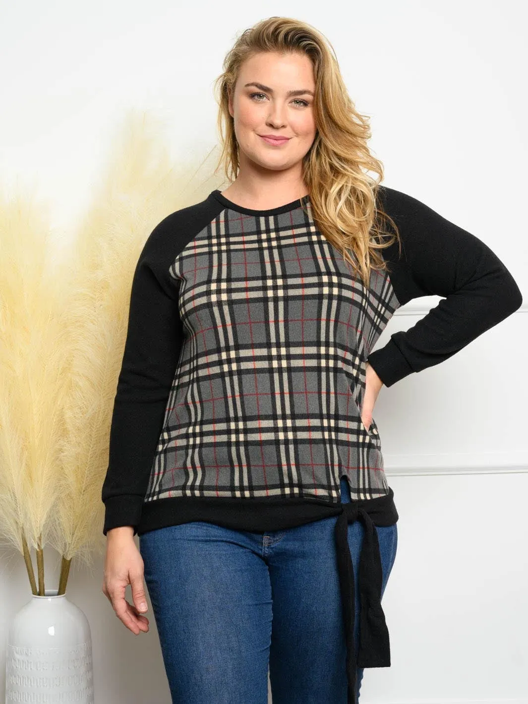PLUS SIZE PLAID FRONT TIE LONG SLEEVE TOP