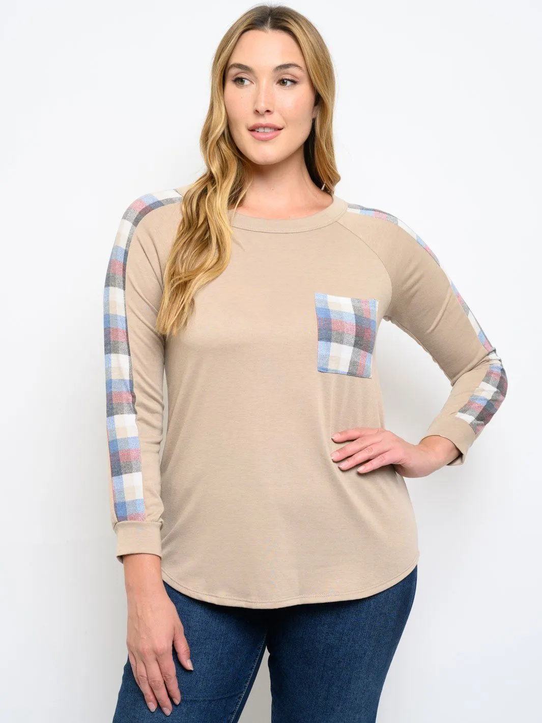 PLUS SIZE PLAID LONG SLEEVE FRONT POCKET TOP