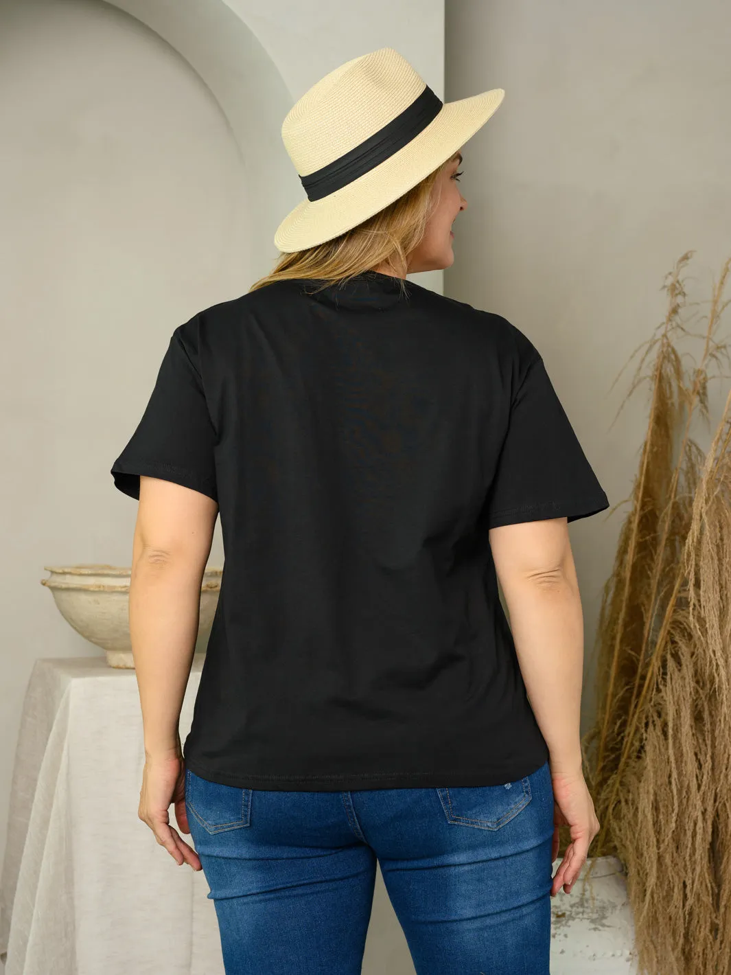 PLUS SIZE SHORT SLEEVE SEQUINS GRAPHIC TOP