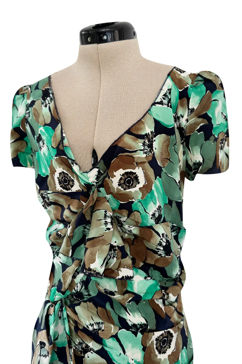 Prettiest 2019/2020 Prada 40s Inspired Lightweight Silk Dress w Green Floral Print & Ruffled Details
