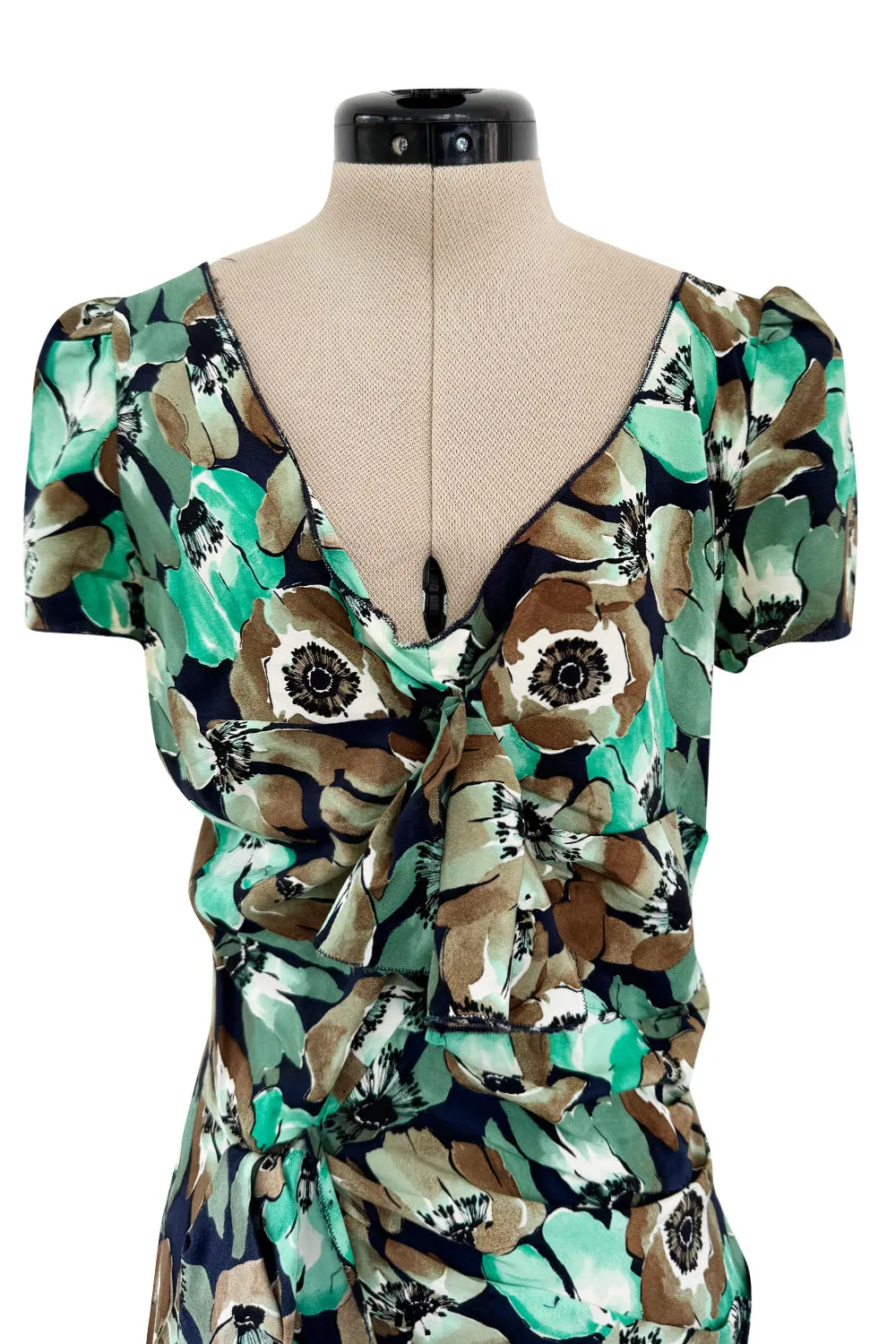 Prettiest 2019/2020 Prada 40s Inspired Lightweight Silk Dress w Green Floral Print & Ruffled Details