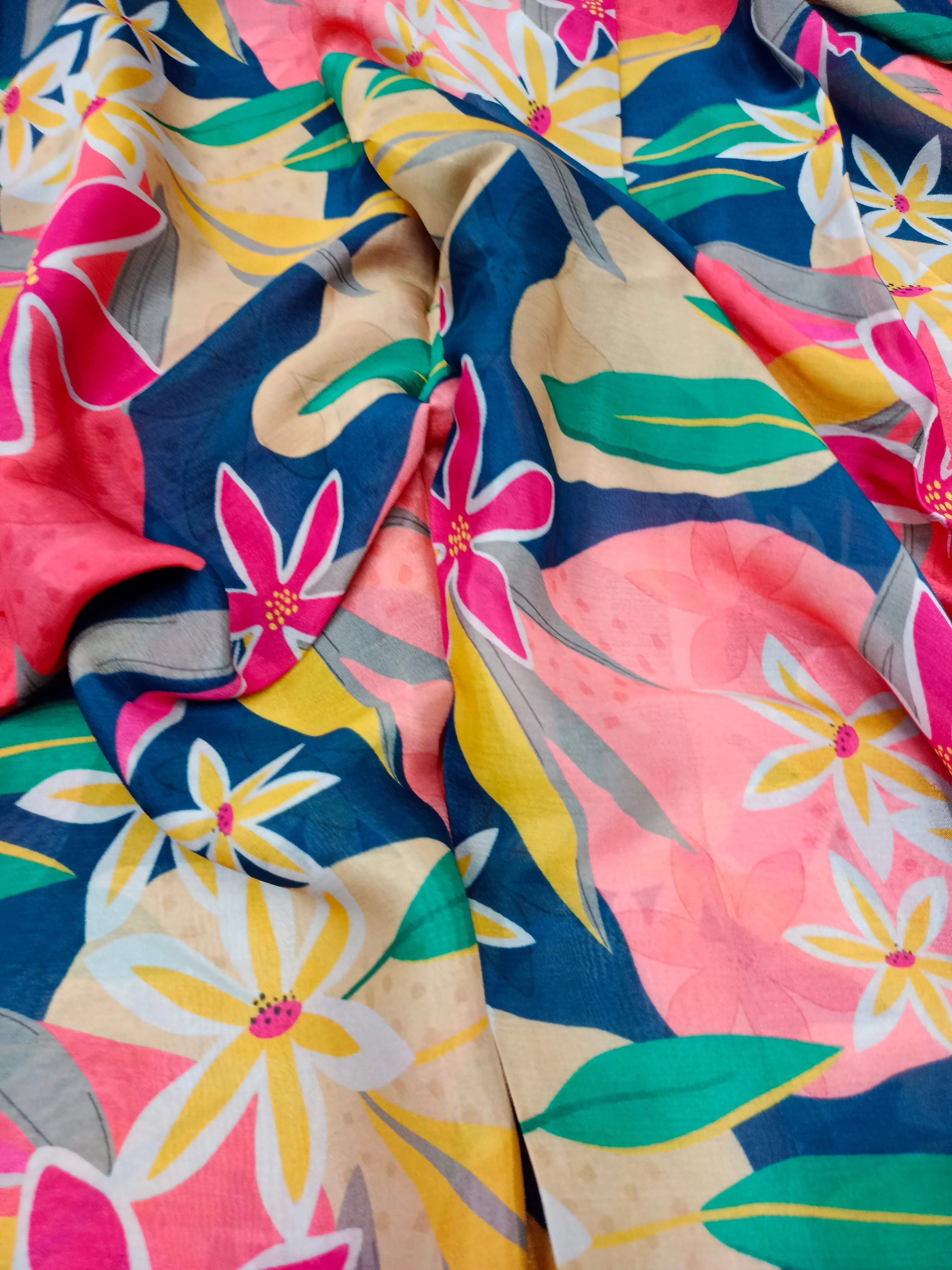 Pure Crushed Chiffon Chinon Digital Printed Fabric