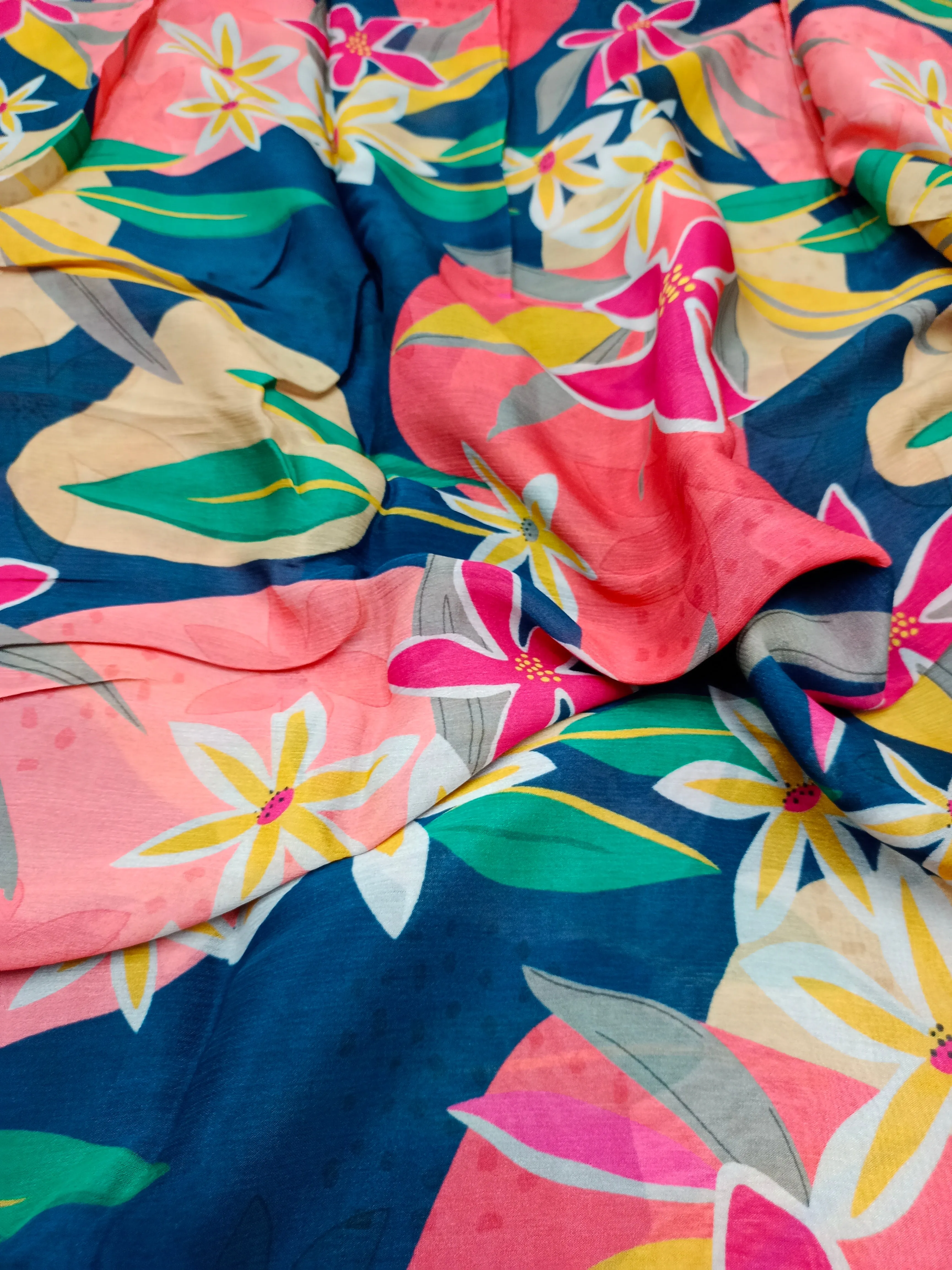 Pure Crushed Chiffon Chinon Digital Printed Fabric