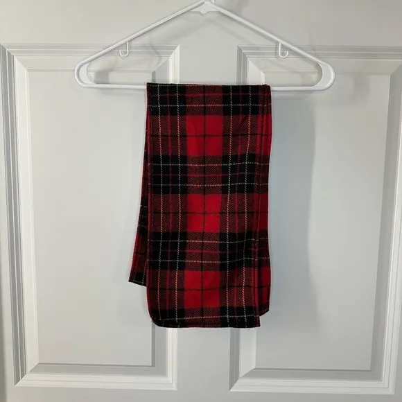 Red Plaid Wool Skirt with Matching Scraf size 10