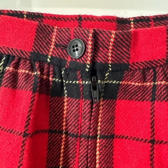 Red Plaid Wool Skirt with Matching Scraf size 10
