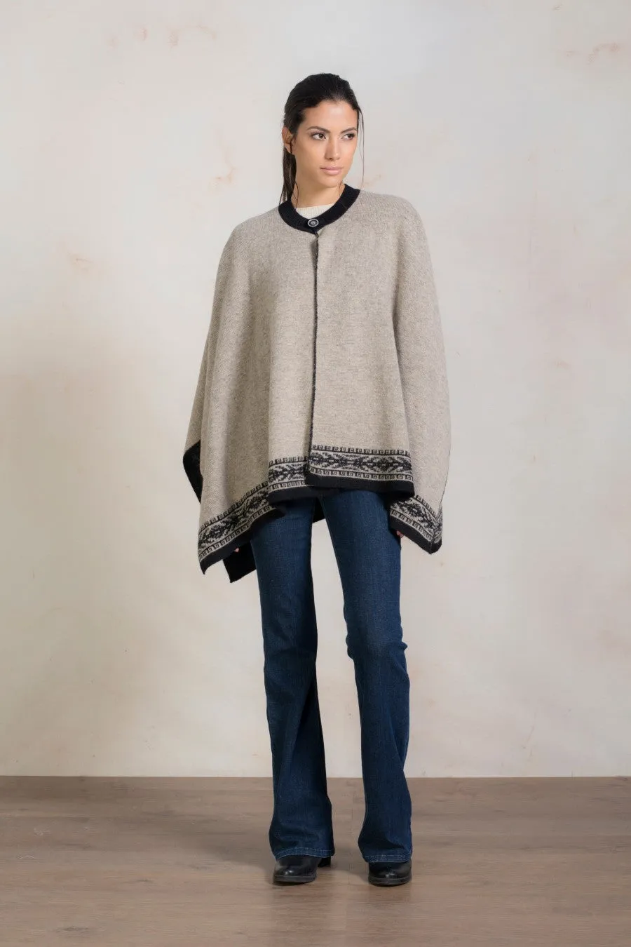 Remi Poncho Baby Alpaca Color Black&Fawn